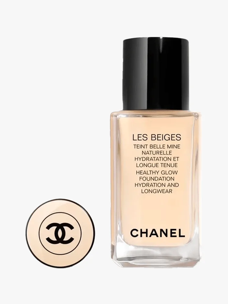 Is the Chanel Les Beiges Foundation Worth the Price? A Deep Dive into Its Formula and Performance