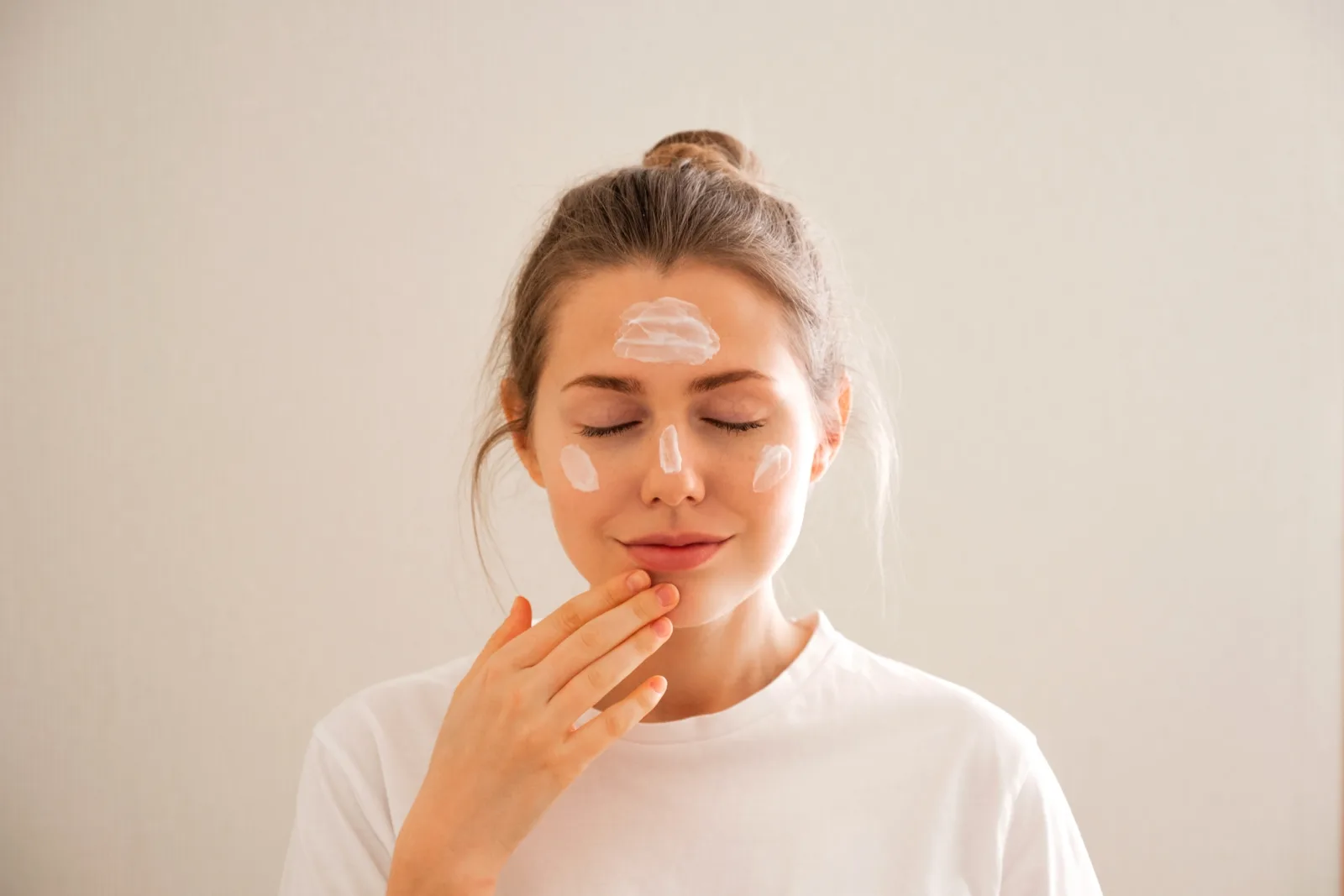 Is La Mer Crème de la Mer Moisturizer Worth the Hype in 2026?
