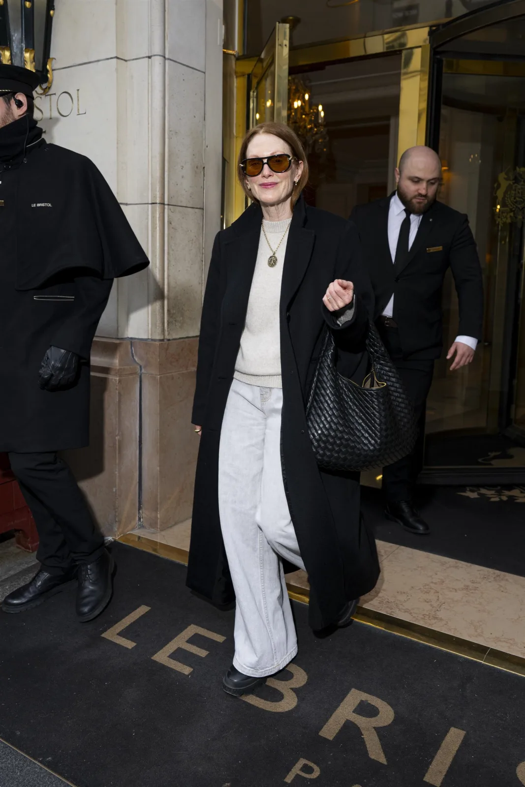 Julianne Moore carries the Veneta Bag by Bottega Veneta