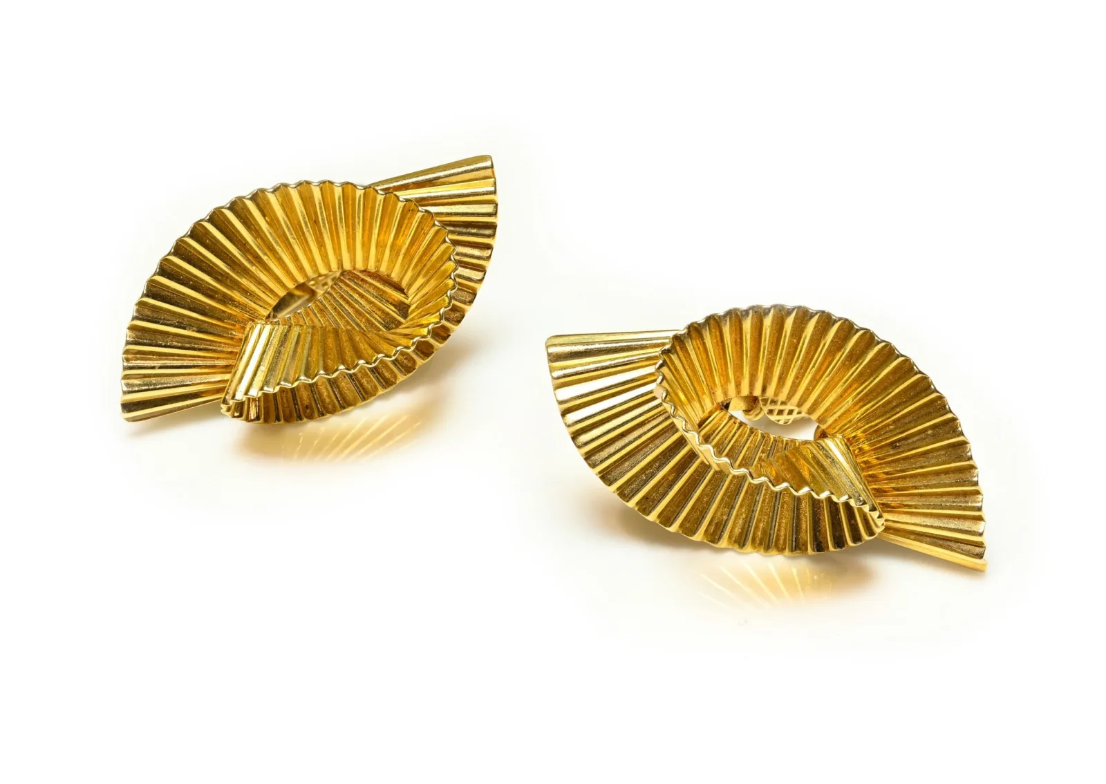 How to Authenticate a Vintage Tiffany & Co. Earring vs. a Counterfeit: Key Signs of Authenticity
